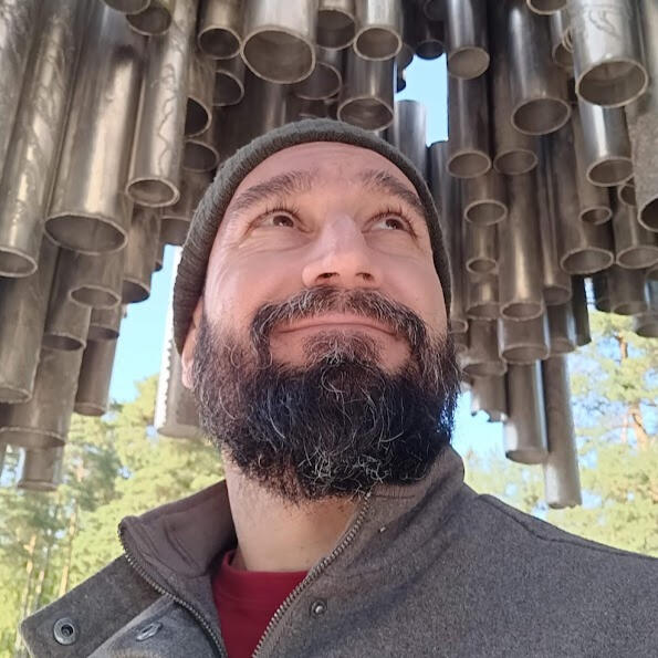 Julio Cabral - 3D Motion Graphics Designer